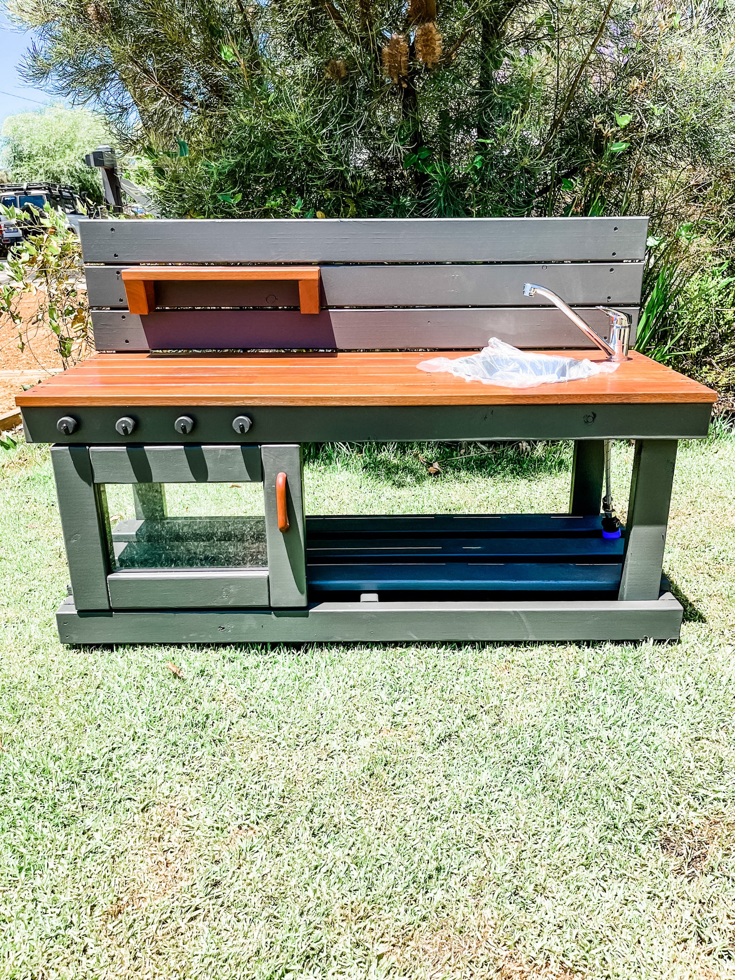 Outdoor Play Mud Kitchen with oven and tap
