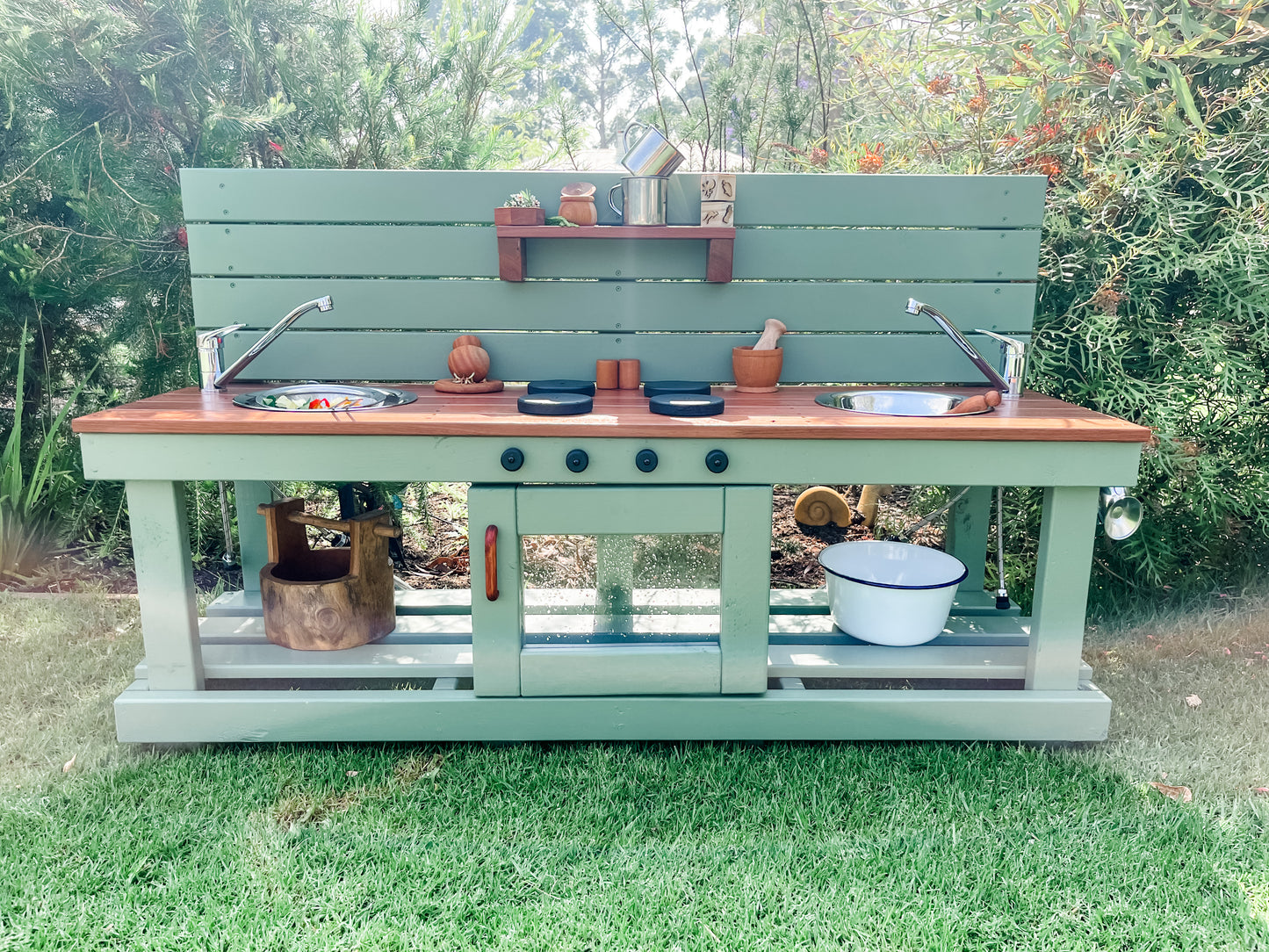 Deluxe Sensory Mud Kitchen